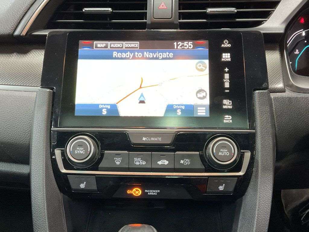 A 2017 HONDA CIVIC 1.0 VTEC Turbo EX Hatchback 5dr Petrol CVT Euro 6 (s/s) (129 ps) HEATED SEA A 2017 HONDA CIVIC 1.0 VTEC Turbo EX Hatchback 5dr Petrol CVT Euro 6 (s/s) (129 ps) HEATED SEA