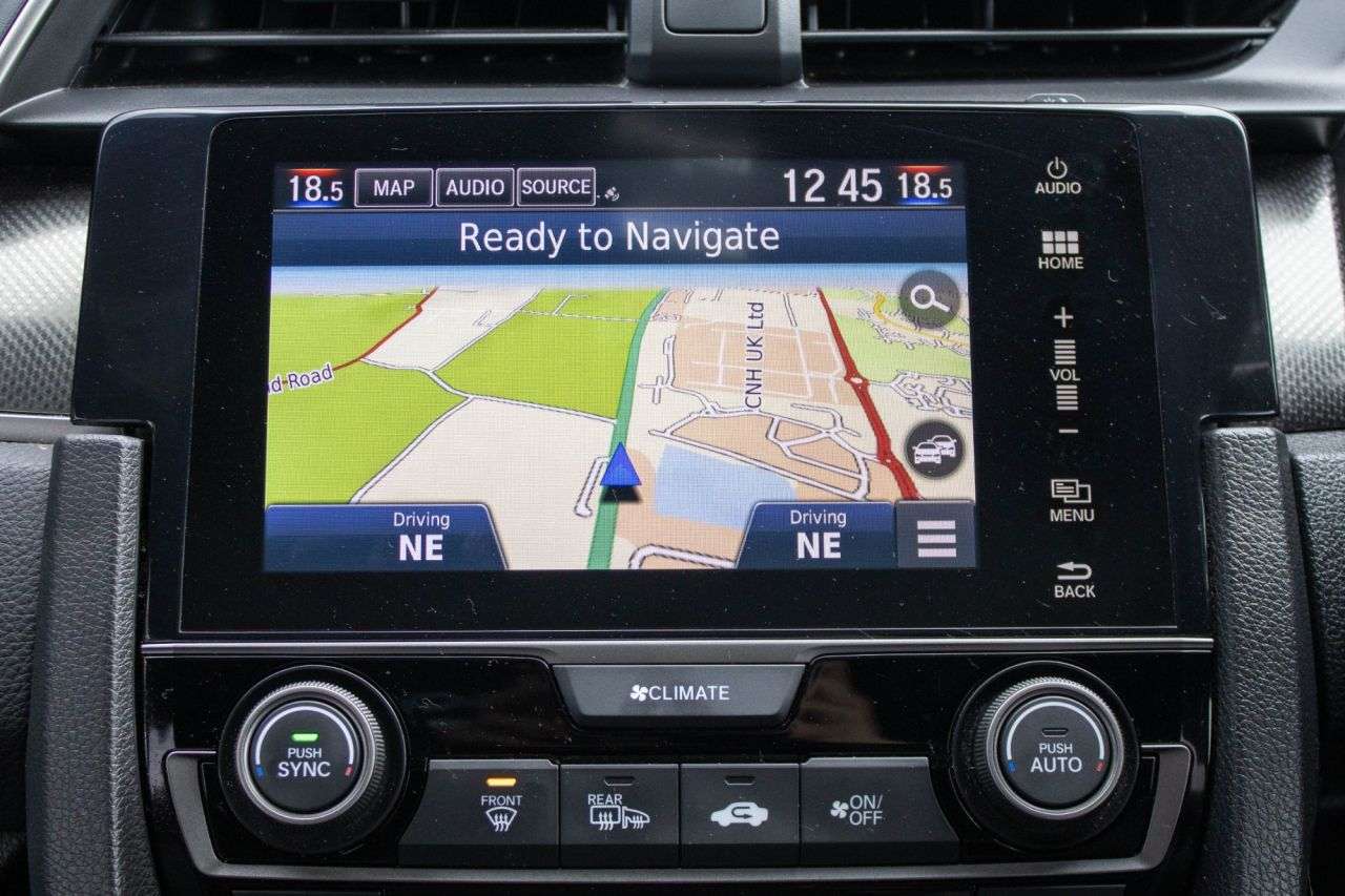 A 2017 HONDA CIVIC 1.0 VTEC Turbo EX Hatchback 5dr Petrol CVT Euro 6 (s/s) (129 ps) HEATED SEA A 2017 HONDA CIVIC 1.0 VTEC Turbo EX Hatchback 5dr Petrol CVT Euro 6 (s/s) (129 ps) HEATED SEA