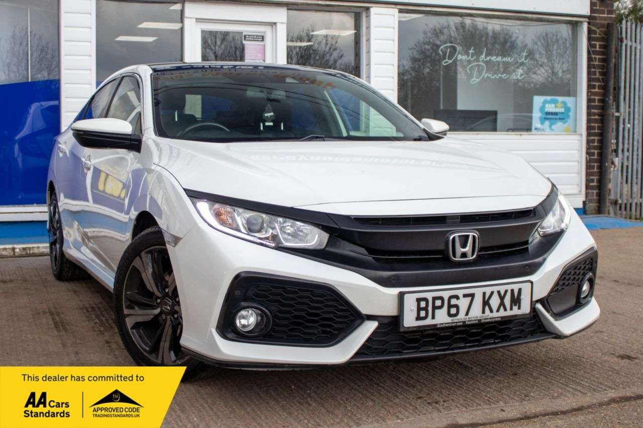 A 2017 HONDA CIVIC 1.0 VTEC Turbo EX Hatchback 5dr Petrol CVT Euro 6 (s/s) (129 ps) HEATED SEA A 2017 HONDA CIVIC 1.0 VTEC Turbo EX Hatchback 5dr Petrol CVT Euro 6 (s/s) (129 ps) HEATED SEA