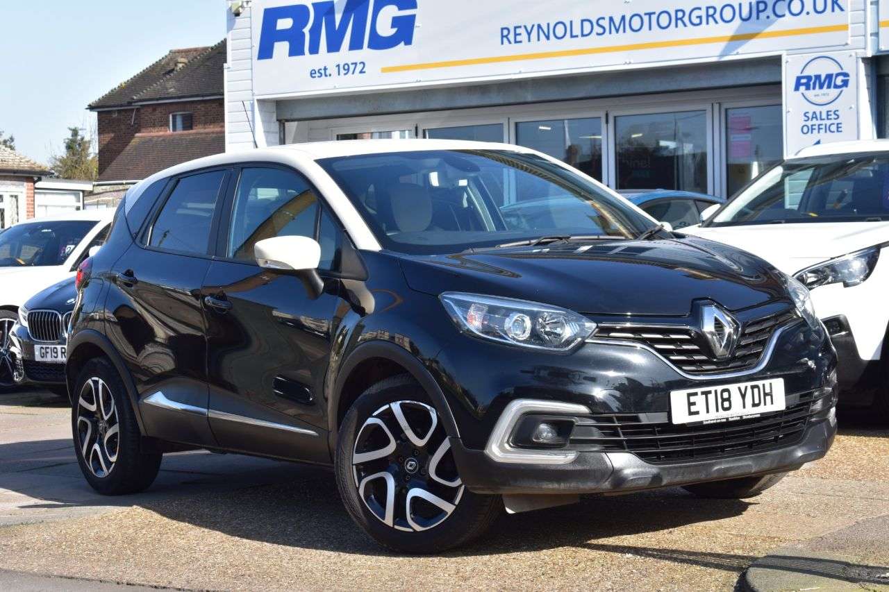A 2018 RENAULT CAPTUR 0.9 TCe ENERGY Iconic SUV 5dr Petrol Manual Euro 6 (s/s) (90 ps) A 2018 RENAULT CAPTUR 0.9 TCe ENERGY Iconic SUV 5dr Petrol Manual Euro 6 (s/s) (90 ps)