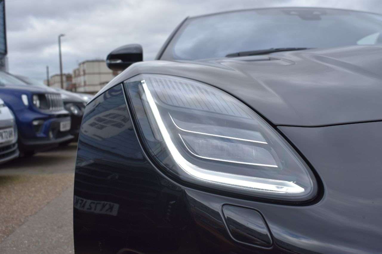 A 2019 JAGUAR F-TYPE 3.0 V6 GPF R-Dynamic Coupe 2dr Petrol Auto AWD Euro 6 (s/s) (380 ps) FULL J A 2019 JAGUAR F-TYPE 3.0 V6 GPF R-Dynamic Coupe 2dr Petrol Auto AWD Euro 6 (s/s) (380 ps) FULL J