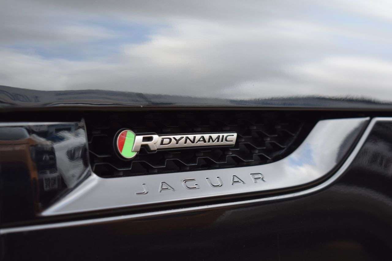 2019 JAGUAR F-TYPE 2019 JAGUAR F-TYPE