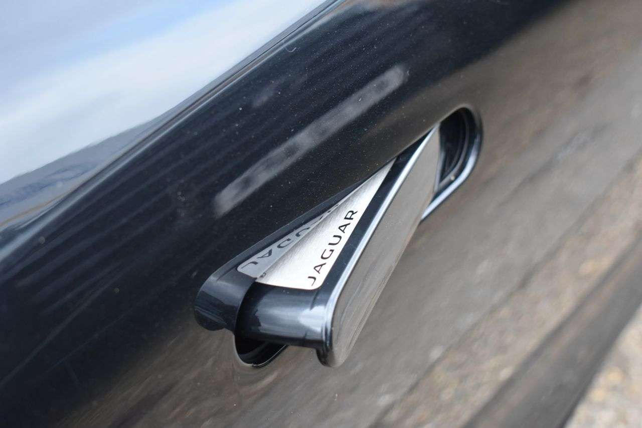 2019 JAGUAR F-TYPE 2019 JAGUAR F-TYPE