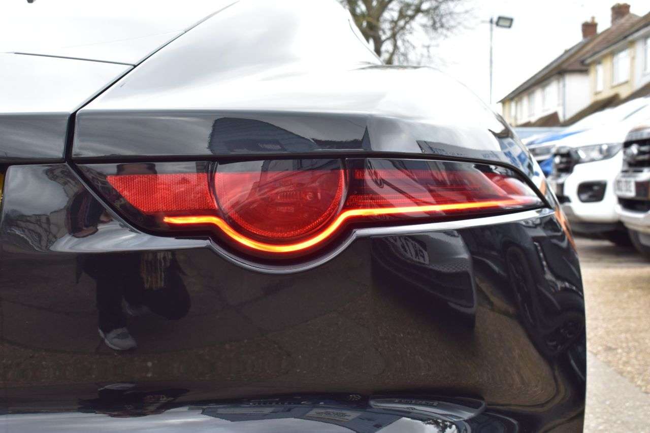 2019 JAGUAR F-TYPE 2019 JAGUAR F-TYPE