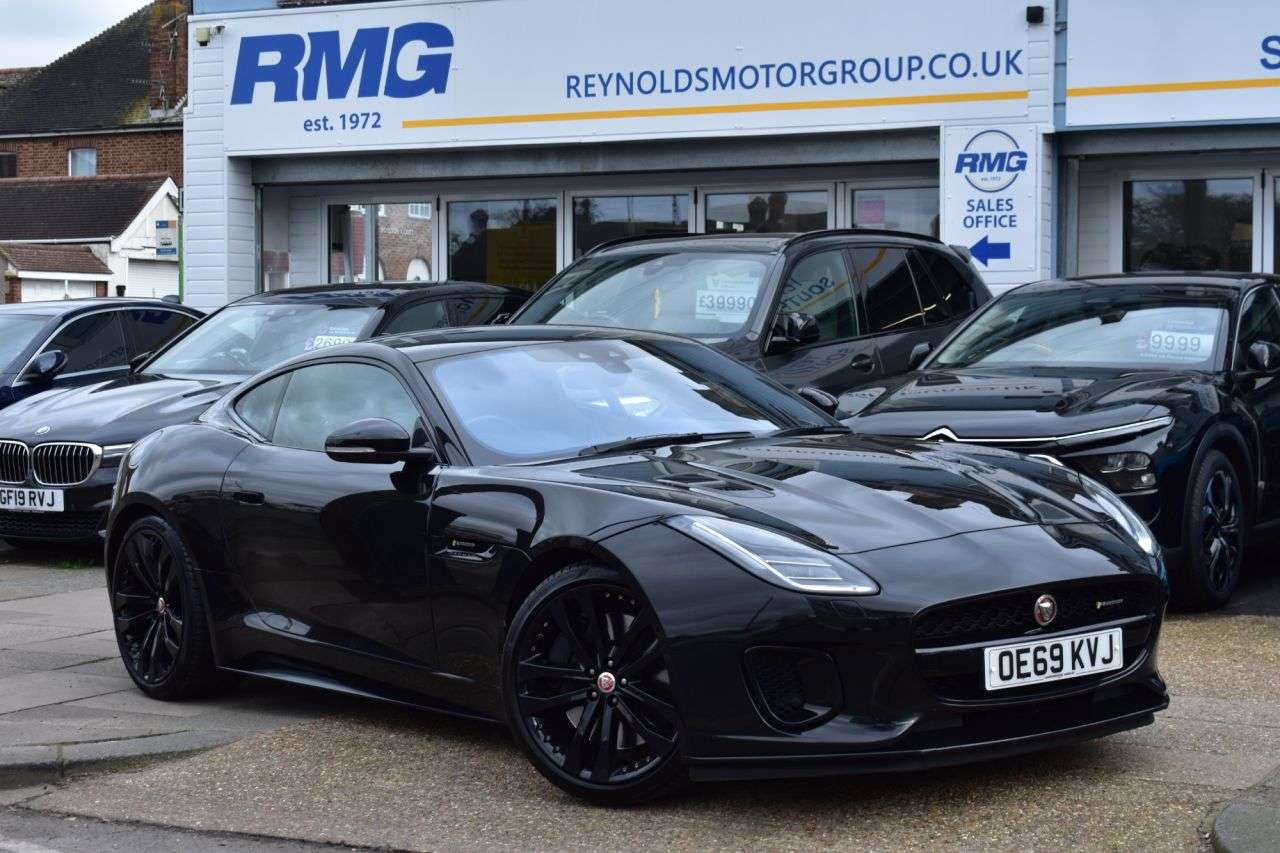 A 2019 JAGUAR F-TYPE 3.0 V6 GPF R-Dynamic Coupe 2dr Petrol Auto AWD Euro 6 (s/s) (380 ps) FULL J A 2019 JAGUAR F-TYPE 3.0 V6 GPF R-Dynamic Coupe 2dr Petrol Auto AWD Euro 6 (s/s) (380 ps) FULL J