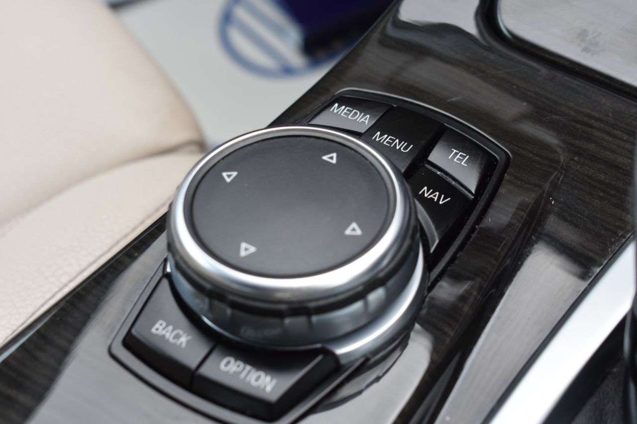 2016 BMW 5 SERIES 2016 BMW 5 SERIES