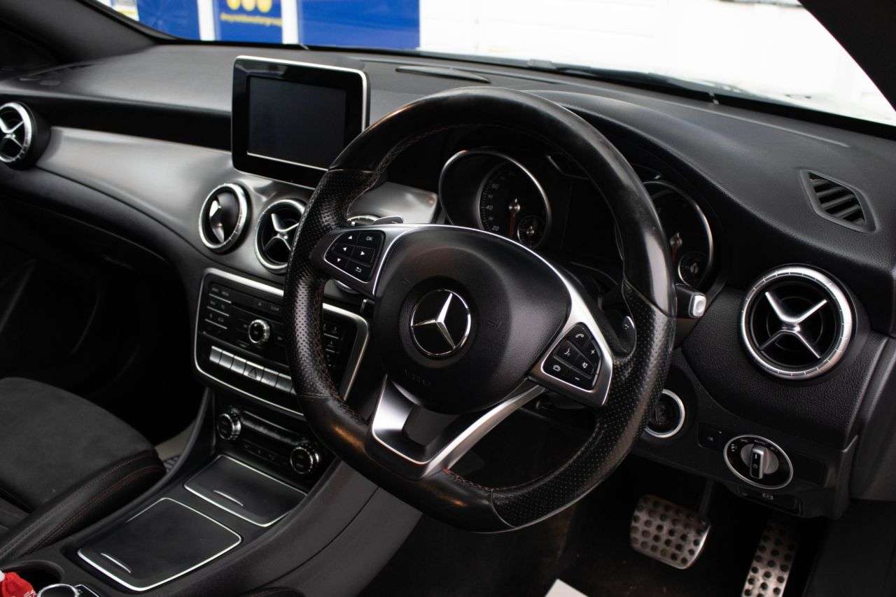 A 2017 MERCEDES-BENZ CLA 2.1 CLA200d AMG Line Shooting Brake 5dr Diesel 7G-DCT Euro 6 (s/s) (136 ps) A 2017 MERCEDES-BENZ CLA 2.1 CLA200d AMG Line Shooting Brake 5dr Diesel 7G-DCT Euro 6 (s/s) (136 ps)