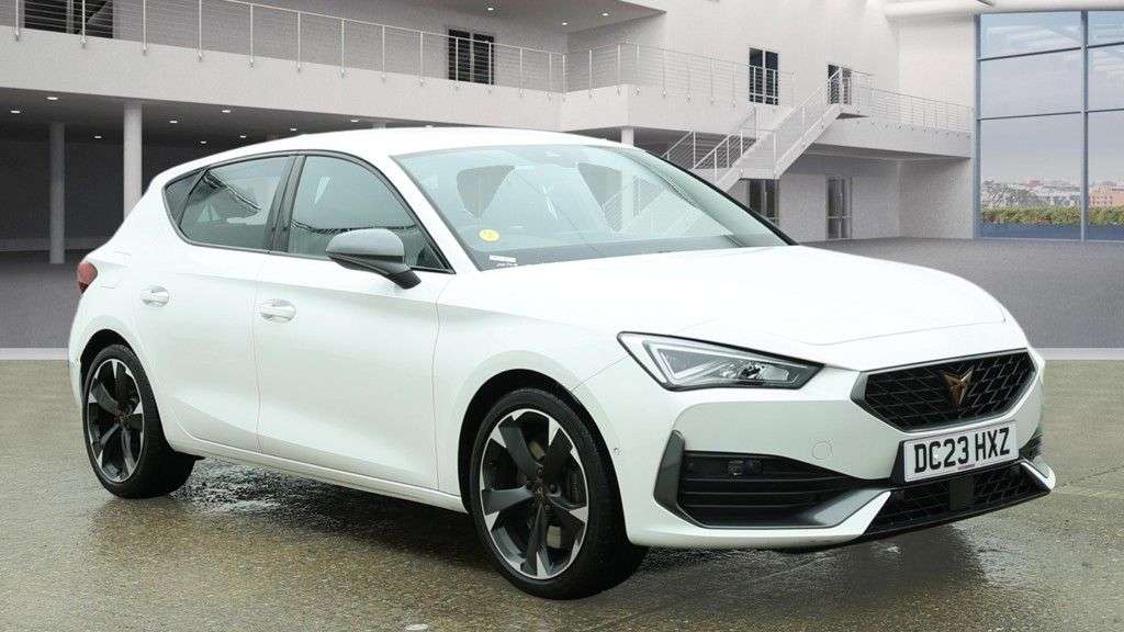 A 2023 CUPRA LEON 2.0 TSI VZ1 Hatchback 5dr Petrol DSG Euro 6 (s/s) (245 ps) HEATED STEERING A 2023 CUPRA LEON 2.0 TSI VZ1 Hatchback 5dr Petrol DSG Euro 6 (s/s) (245 ps) HEATED STEERING
