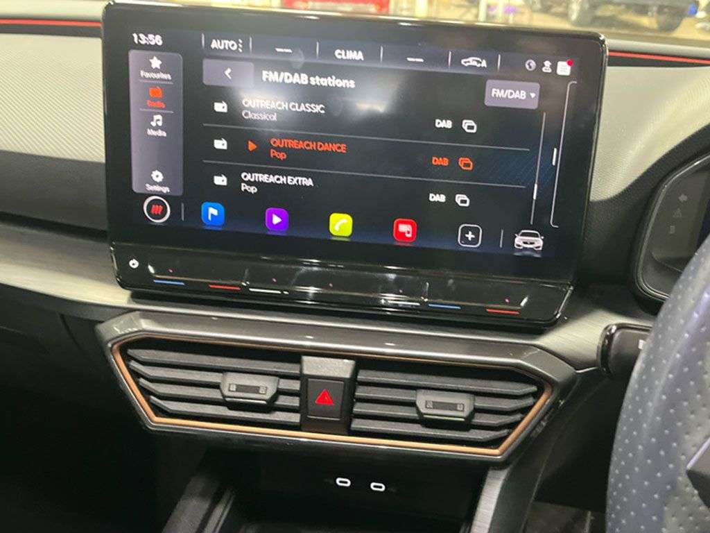 A 2023 CUPRA LEON 2.0 TSI VZ1 Hatchback 5dr Petrol DSG Euro 6 (s/s) (245 ps) HEATED STEERING A 2023 CUPRA LEON 2.0 TSI VZ1 Hatchback 5dr Petrol DSG Euro 6 (s/s) (245 ps) HEATED STEERING