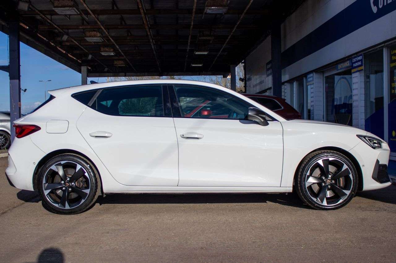 2023 CUPRA LEON 2023 CUPRA LEON