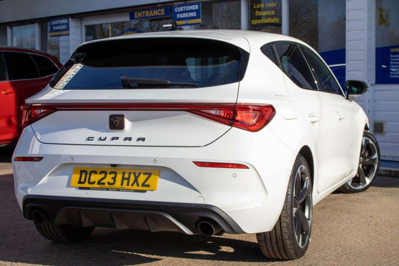 2023 CUPRA LEON 2023 CUPRA LEON