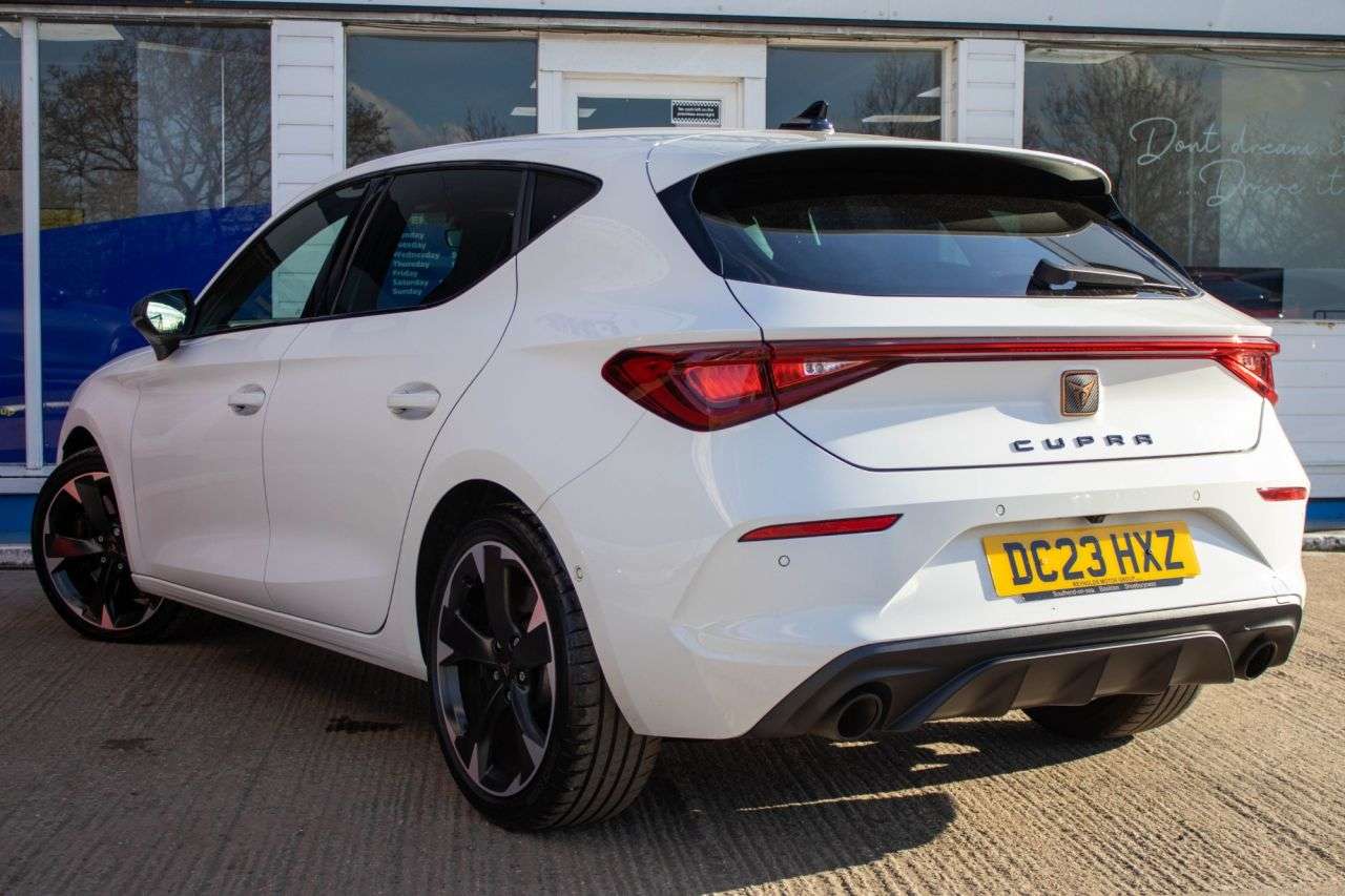 2023 CUPRA LEON 2023 CUPRA LEON