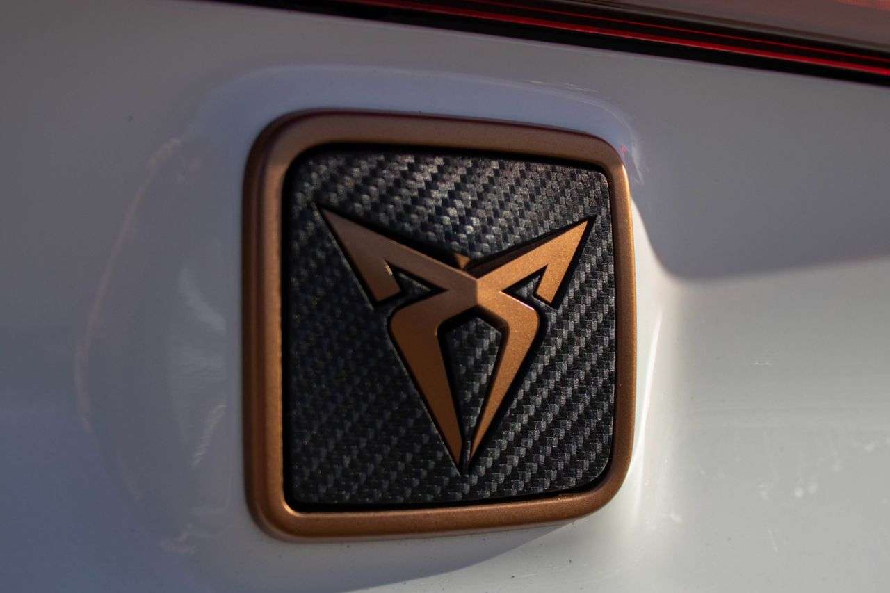 2023 CUPRA LEON 2023 CUPRA LEON