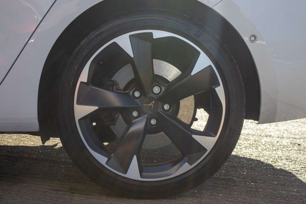 2023 CUPRA LEON 2023 CUPRA LEON