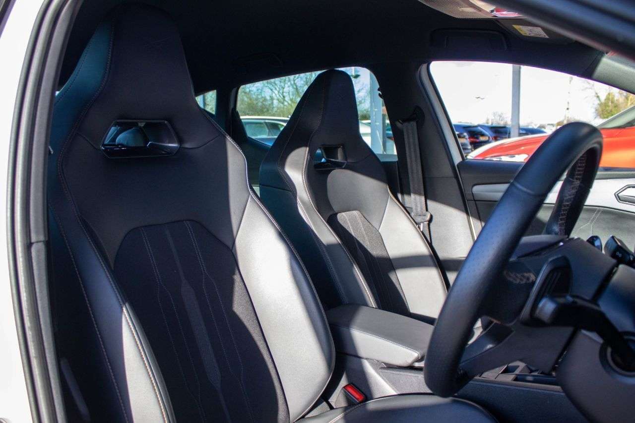 2023 CUPRA LEON 2023 CUPRA LEON