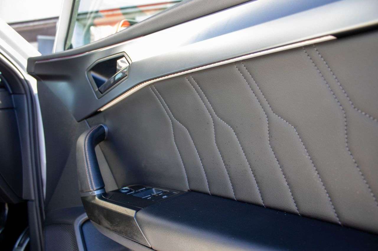 2023 CUPRA LEON 2023 CUPRA LEON