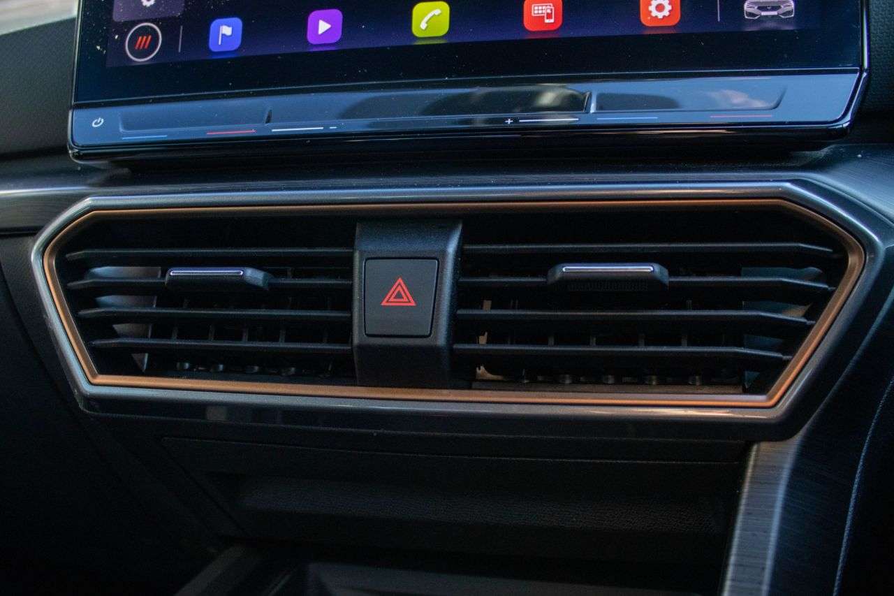 2023 CUPRA LEON 2023 CUPRA LEON