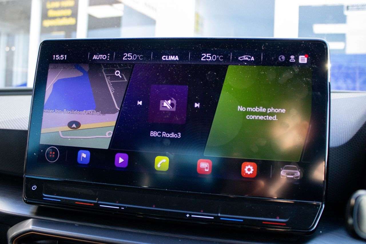 A 2023 CUPRA LEON 2.0 TSI VZ1 Hatchback 5dr Petrol DSG Euro 6 (s/s) (245 ps) HEATED STEERING A 2023 CUPRA LEON 2.0 TSI VZ1 Hatchback 5dr Petrol DSG Euro 6 (s/s) (245 ps) HEATED STEERING