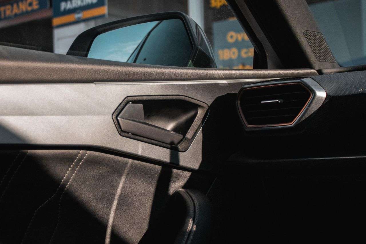 2023 CUPRA LEON 2023 CUPRA LEON