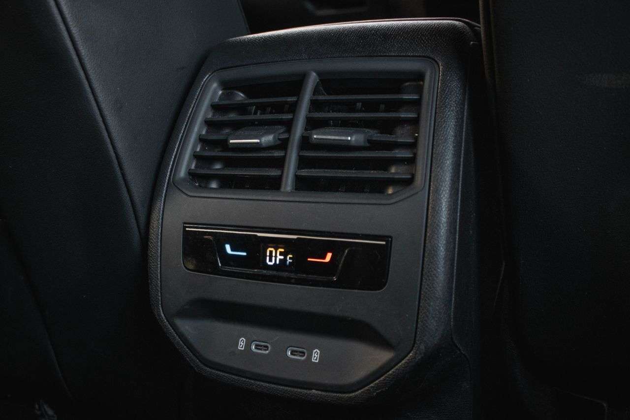 2023 CUPRA LEON 2023 CUPRA LEON