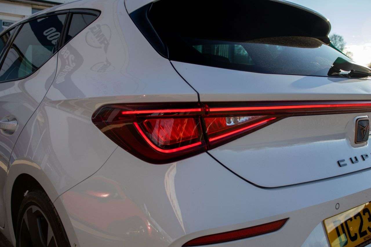 2023 CUPRA LEON 2023 CUPRA LEON