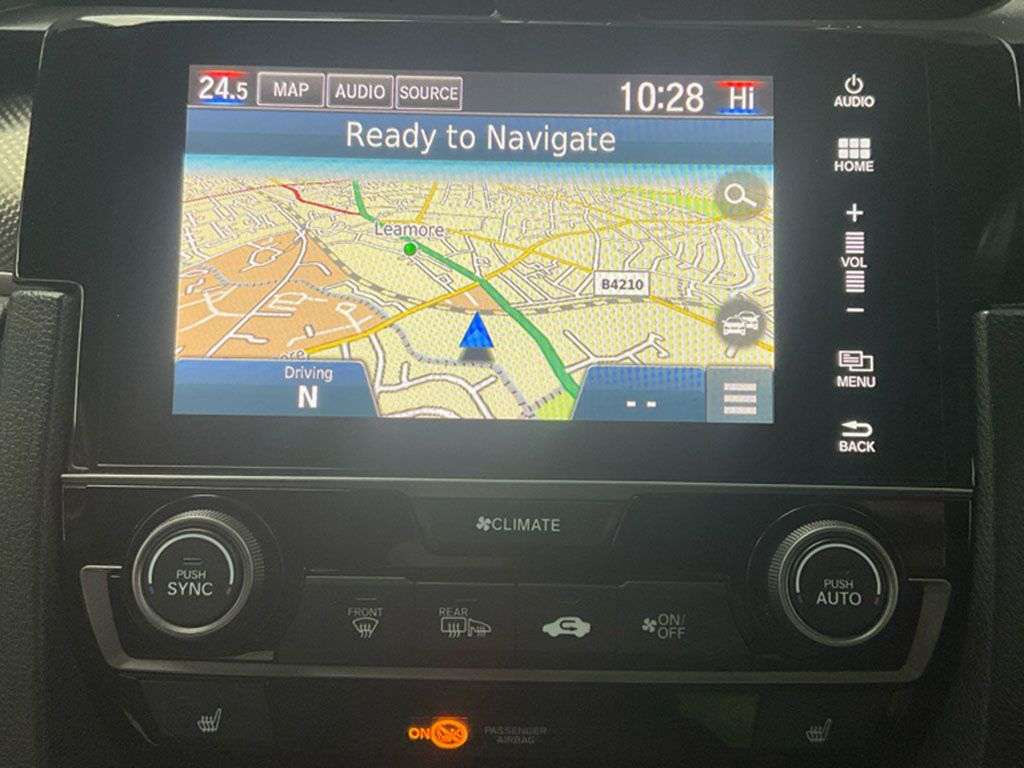 A 2018 HONDA CIVIC 1.6 i-DTEC EX Hatchback 5dr Diesel Manual Euro 6 (s/s) (120 ps) PAN ROOF / A 2018 HONDA CIVIC 1.6 i-DTEC EX Hatchback 5dr Diesel Manual Euro 6 (s/s) (120 ps) PAN ROOF /