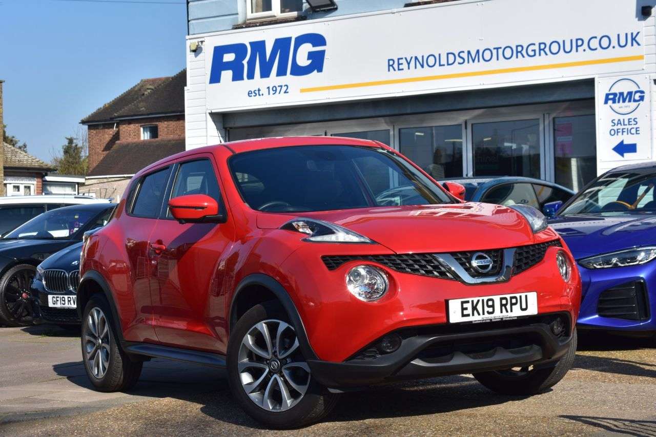 A 2019 NISSAN JUKE 1.6 Tekna SUV 5dr Petrol Manual Euro 6 | BOSE SOUND SYSTEM | HEATED SEATS | A 2019 NISSAN JUKE 1.6 Tekna SUV 5dr Petrol Manual Euro 6 | BOSE SOUND SYSTEM | HEATED SEATS |