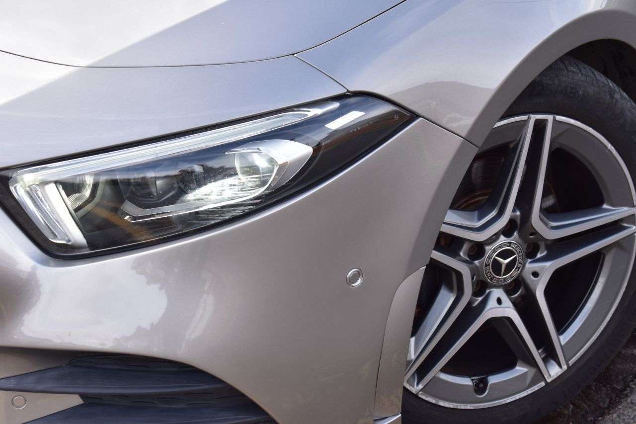 A 2020 MERCEDES-BENZ A CLASS 1.5 A180d AMG Line (Premium Plus 2) Hatchback 5dr Diesel 7G-DCT Euro 6 | HE A 2020 MERCEDES-BENZ A CLASS 1.5 A180d AMG Line (Premium Plus 2) Hatchback 5dr Diesel 7G-DCT Euro 6 | HE