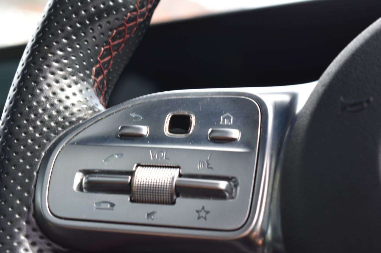 2020 MERCEDES-BENZ A CLASS 2020 MERCEDES-BENZ A CLASS