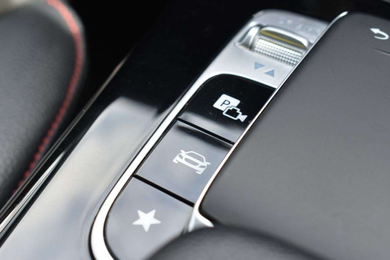 2020 MERCEDES-BENZ A CLASS 2020 MERCEDES-BENZ A CLASS