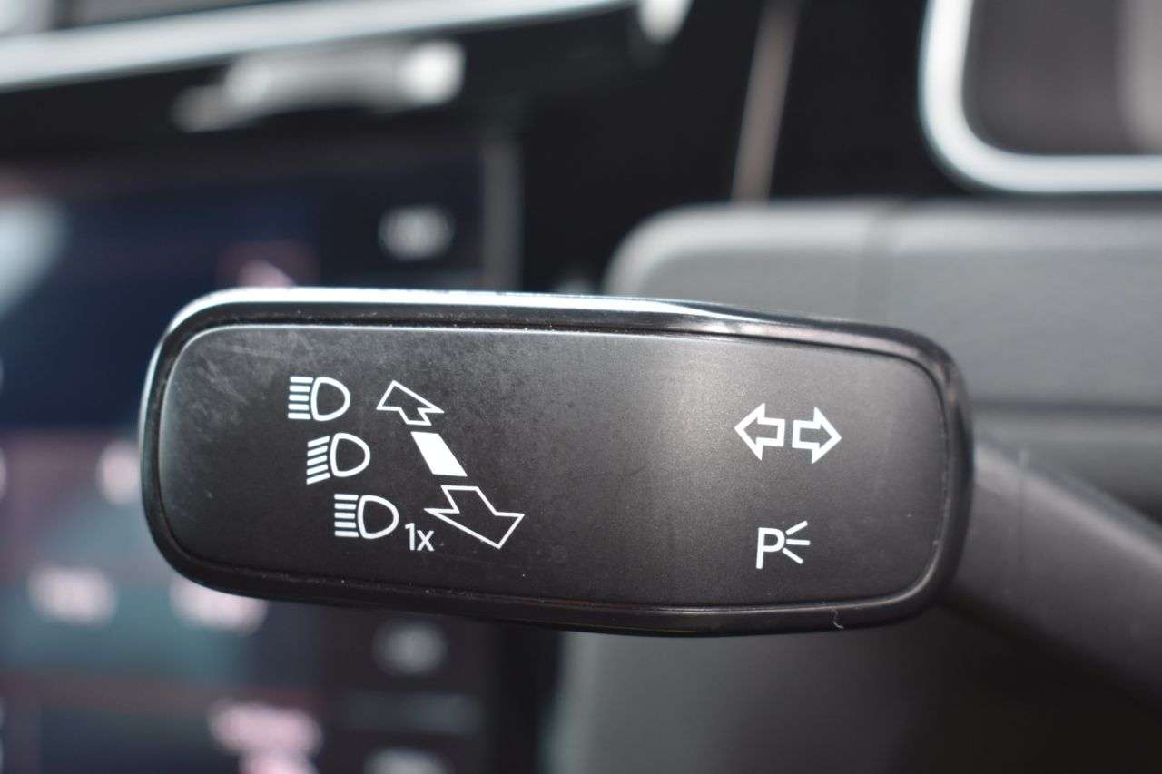 2017 VOLKSWAGEN GOLF 2017 VOLKSWAGEN GOLF