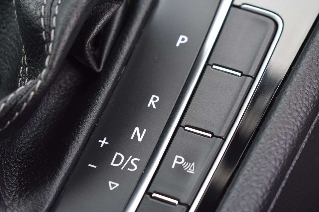 2017 VOLKSWAGEN GOLF 2017 VOLKSWAGEN GOLF