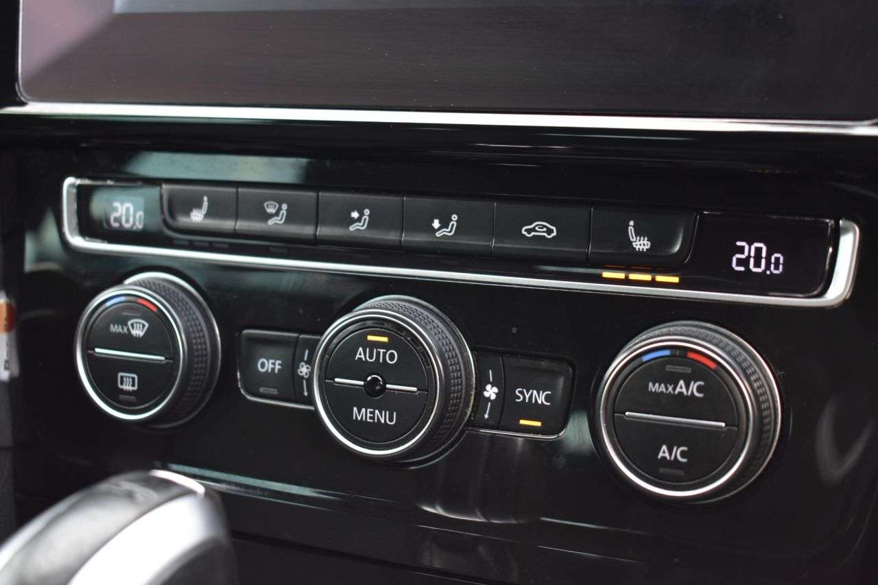 2017 VOLKSWAGEN GOLF 2017 VOLKSWAGEN GOLF