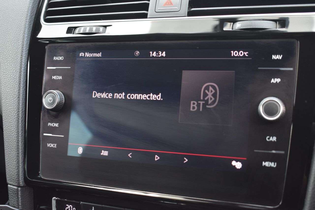 2017 VOLKSWAGEN GOLF 2017 VOLKSWAGEN GOLF