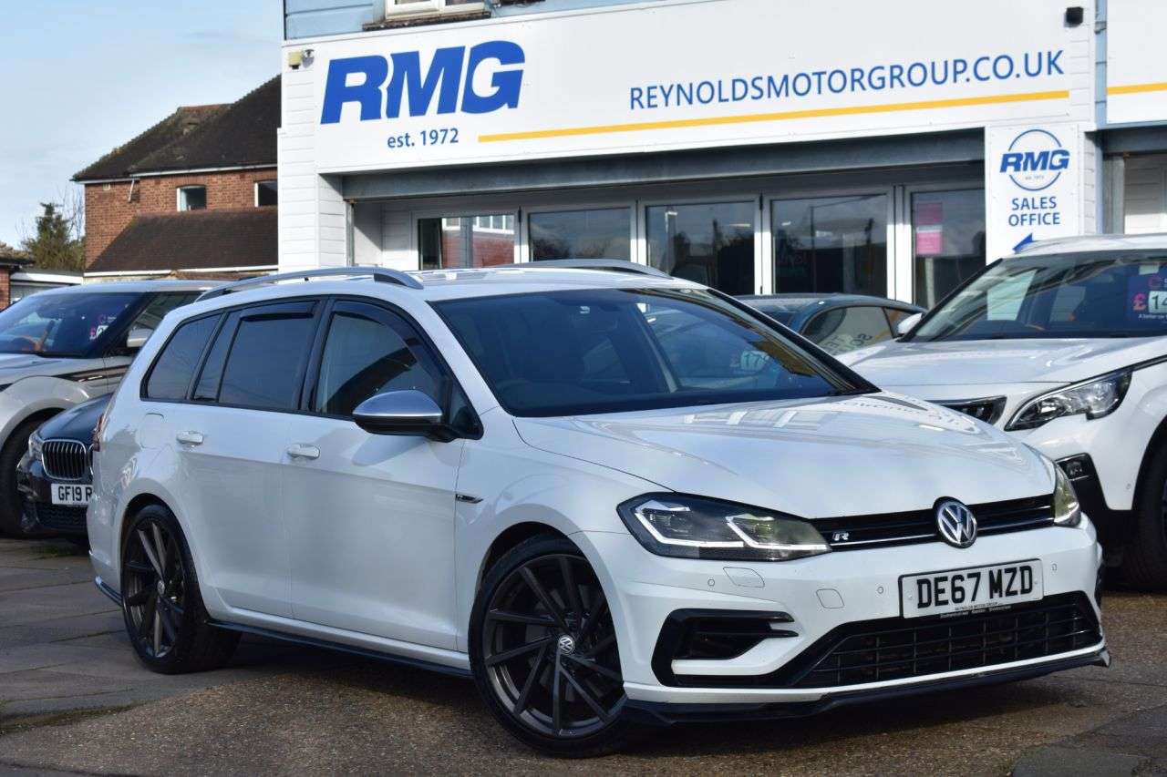A 2017 VOLKSWAGEN GOLF VOLKSWAGEN GOLF 2.0 TSI R Estate 5dr Petrol DSG 4Motion Euro 6 (s/s) (310 p A 2017 VOLKSWAGEN GOLF VOLKSWAGEN GOLF 2.0 TSI R Estate 5dr Petrol DSG 4Motion Euro 6 (s/s) (310 p