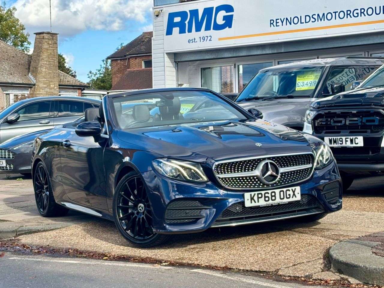 A 2018 MERCEDES-BENZ E CLASS 2.0 E220d AMG Line (Premium) Cabriolet 2dr Diesel G-Tronic+ Euro 6 | ELECTR A 2018 MERCEDES-BENZ E CLASS 2.0 E220d AMG Line (Premium) Cabriolet 2dr Diesel G-Tronic+ Euro 6 | ELECTR