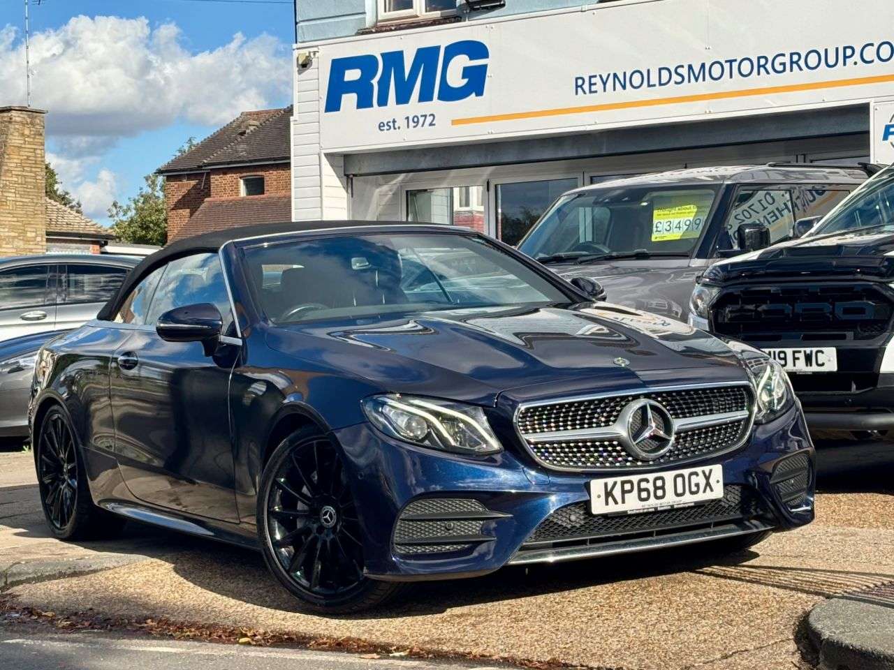 A 2018 MERCEDES-BENZ E CLASS 2.0 E220d AMG Line (Premium) Cabriolet 2dr Diesel G-Tronic+ Euro 6 | ELECTR A 2018 MERCEDES-BENZ E CLASS 2.0 E220d AMG Line (Premium) Cabriolet 2dr Diesel G-Tronic+ Euro 6 | ELECTR