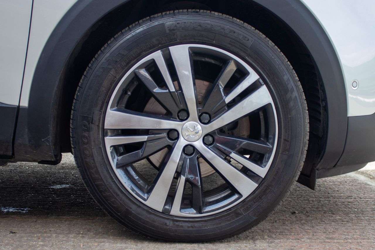 2017 PEUGEOT 3008 2017 PEUGEOT 3008