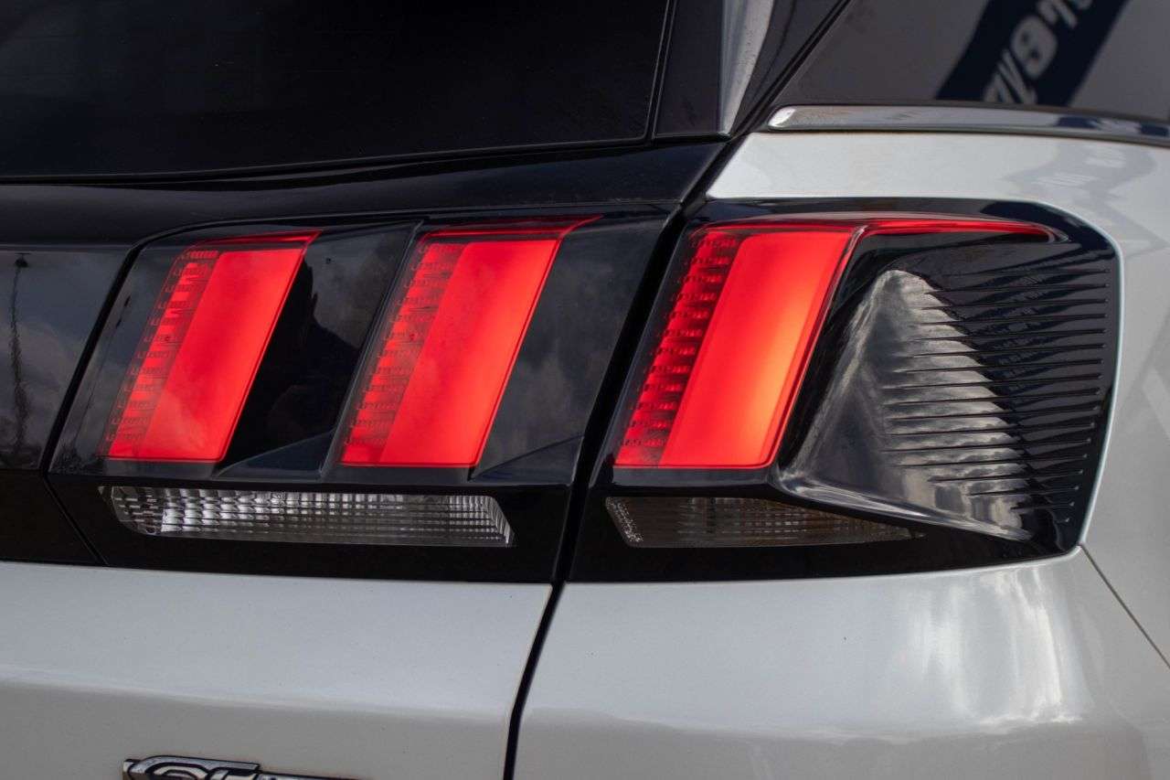 2017 PEUGEOT 3008 2017 PEUGEOT 3008