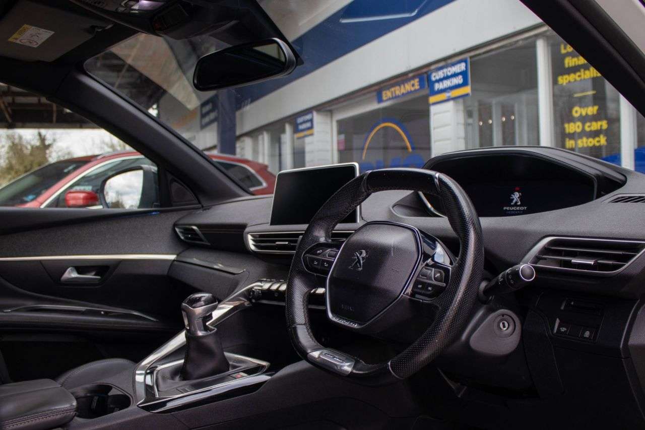 2017 PEUGEOT 3008 2017 PEUGEOT 3008