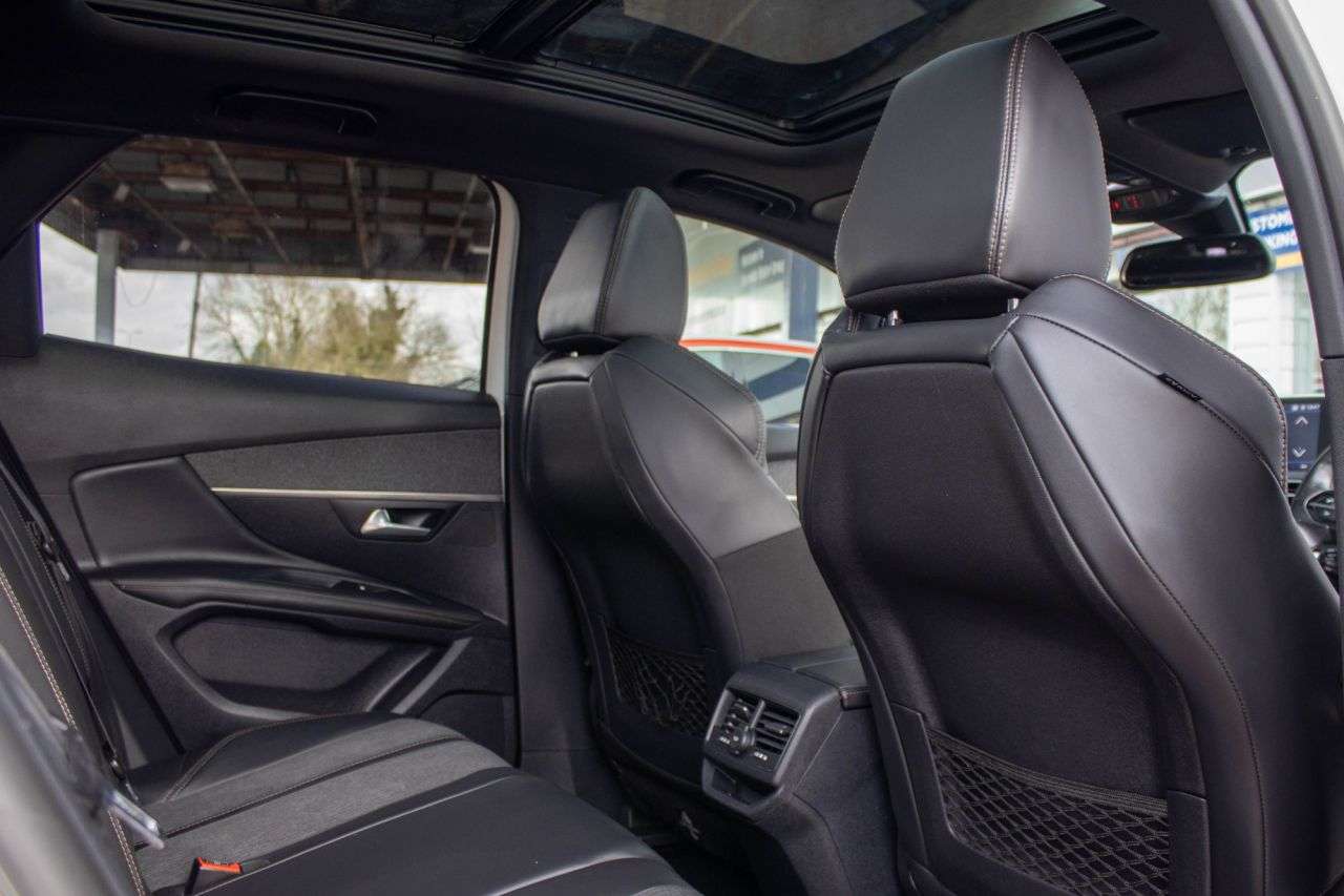 2017 PEUGEOT 3008 2017 PEUGEOT 3008