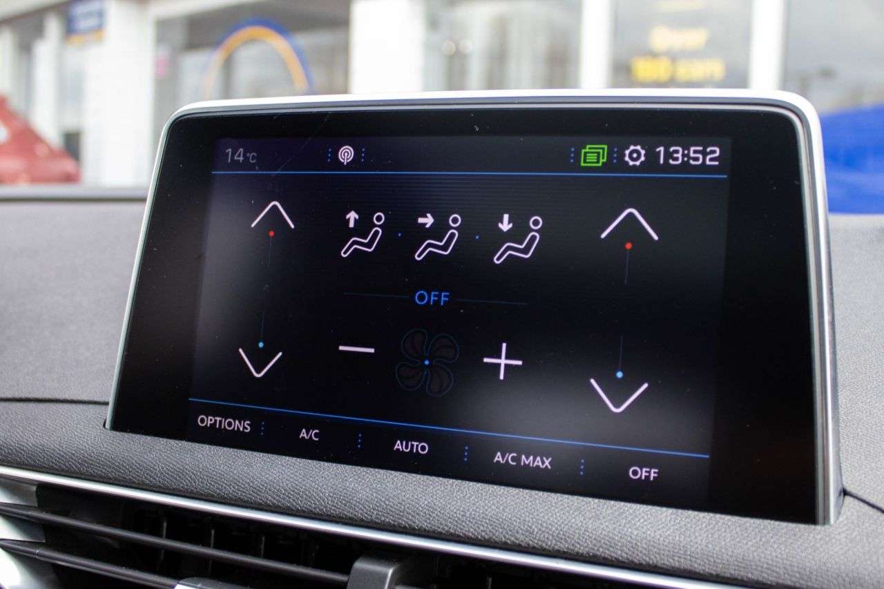 2017 PEUGEOT 3008 2017 PEUGEOT 3008