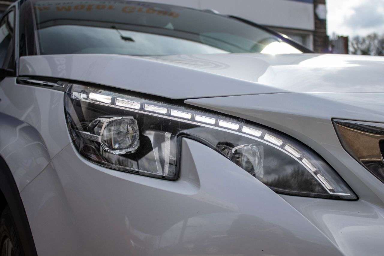 2017 PEUGEOT 3008 2017 PEUGEOT 3008