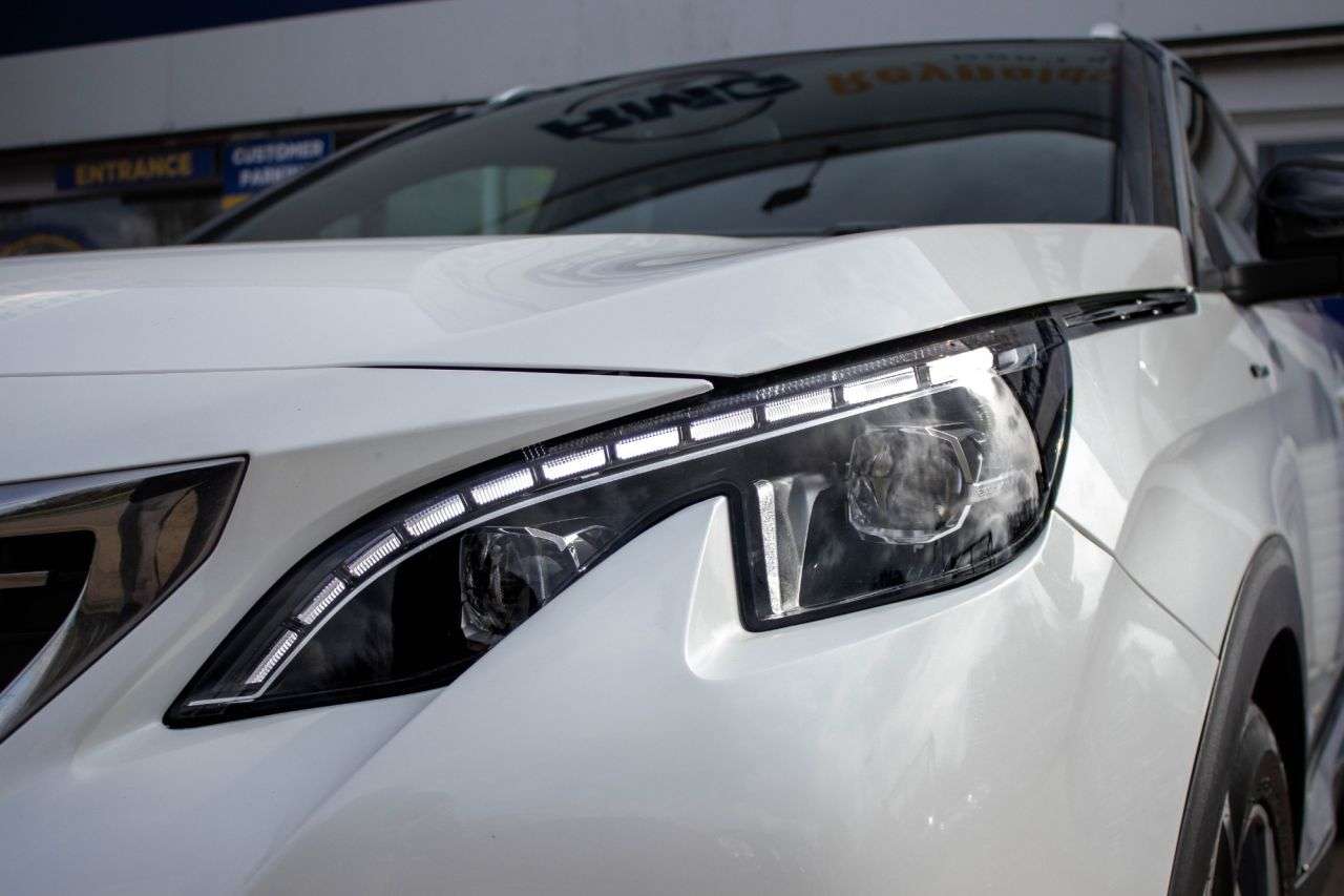 2017 PEUGEOT 3008 2017 PEUGEOT 3008