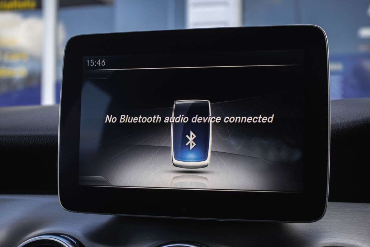 A 2017 MERCEDES-BENZ 180 2.1 GLA220d AMG Line SUV 5dr Diesel 7G-DCT 4MATIC Euro 6 (s/s) (177 ps) 180 A 2017 MERCEDES-BENZ 180 2.1 GLA220d AMG Line SUV 5dr Diesel 7G-DCT 4MATIC Euro 6 (s/s) (177 ps) 180