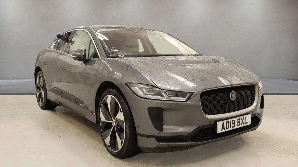 A 2019 JAGUAR I-PACE 400 90kWh HSE SUV 5dr Electric Auto 4WD (400 ps) A 2019 JAGUAR I-PACE 400 90kWh HSE SUV 5dr Electric Auto 4WD (400 ps)