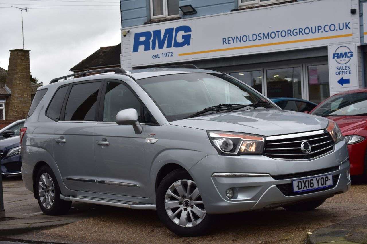 A 2016 SSANGYONG TURISMO 2.2D ELX MPV 5dr Diesel T-Tronic 4WD Selectable Euro 6 | 7 SEATS | REVERSE A 2016 SSANGYONG TURISMO 2.2D ELX MPV 5dr Diesel T-Tronic 4WD Selectable Euro 6 | 7 SEATS | REVERSE