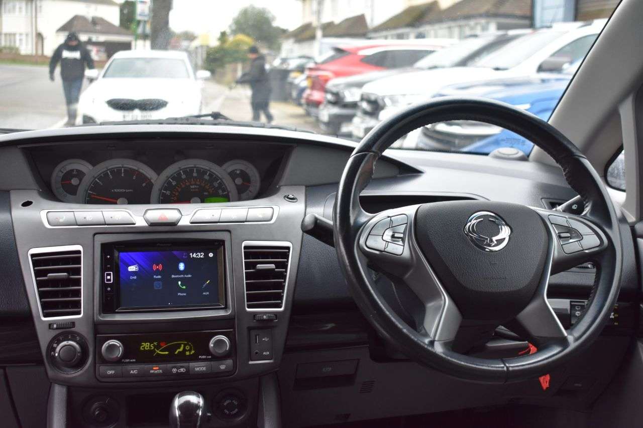 2016 SSANGYONG TURISMO 2016 SSANGYONG TURISMO