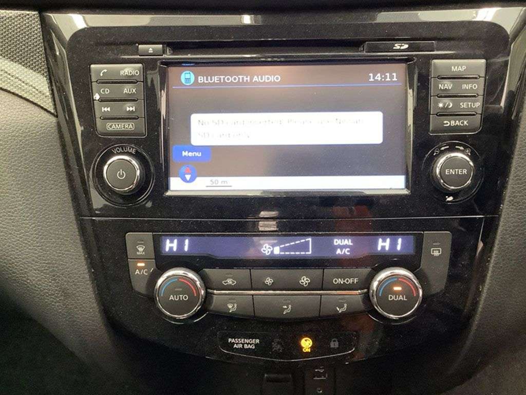 A 2017 NISSAN X-TRAIL 1.6 dCi N-Vision SUV 5dr Diesel XTRON Euro 6 (s/s) (130 ps) A 2017 NISSAN X-TRAIL 1.6 dCi N-Vision SUV 5dr Diesel XTRON Euro 6 (s/s) (130 ps)