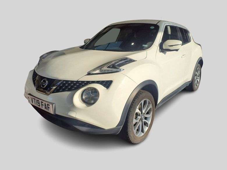 A 2019 NISSAN JUKE 1.6 Tekna SUV 5dr Petrol XTRON Euro 6 (117 ps) A 2019 NISSAN JUKE 1.6 Tekna SUV 5dr Petrol XTRON Euro 6 (117 ps)